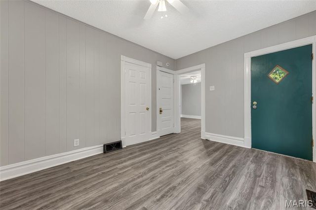 3627 Louisiana Ave, St Louis, MO 63118
