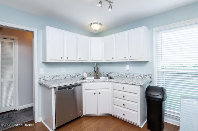 222 Rolling Ridge Way, Simpsonville, KY 40067