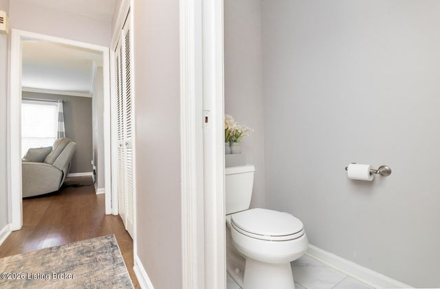 222 Rolling Ridge Way, Simpsonville, KY 40067