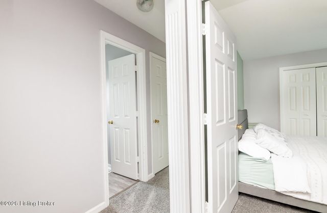 222 Rolling Ridge Way, Simpsonville, KY 40067