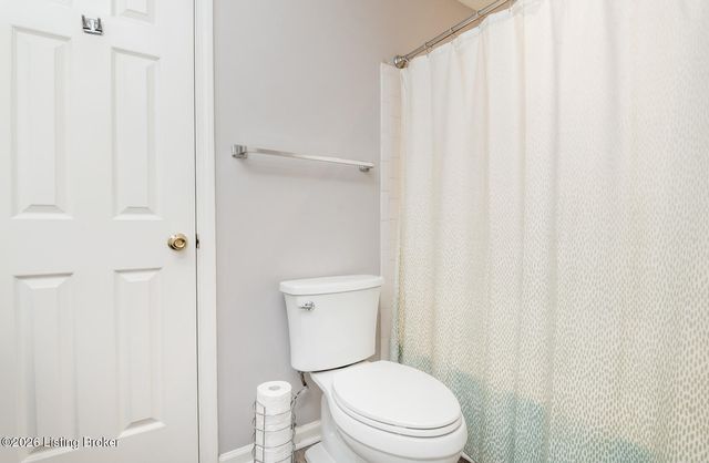 222 Rolling Ridge Way, Simpsonville, KY 40067