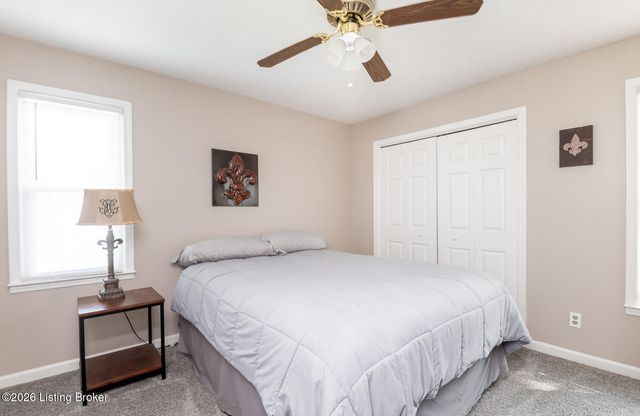 222 Rolling Ridge Way, Simpsonville, KY 40067