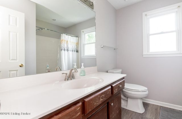 222 Rolling Ridge Way, Simpsonville, KY 40067