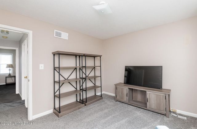 222 Rolling Ridge Way, Simpsonville, KY 40067