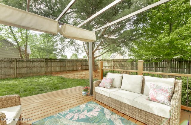 222 Rolling Ridge Way, Simpsonville, KY 40067