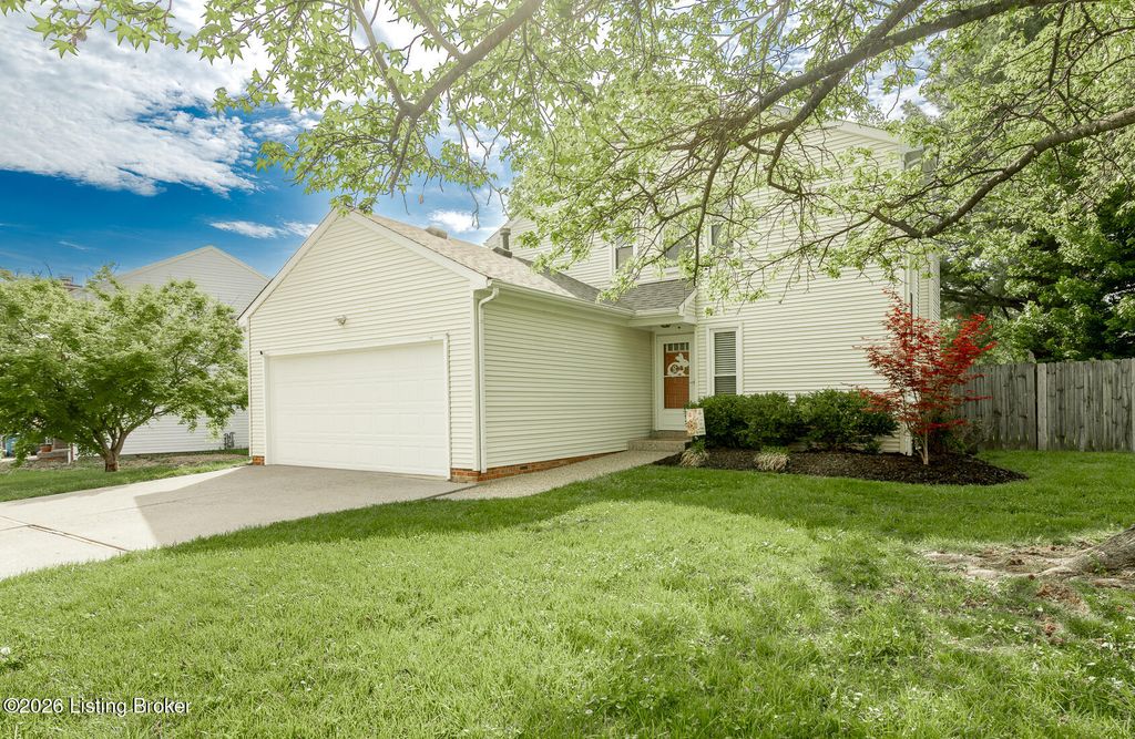 222 Rolling Ridge Way, Simpsonville, KY 40067