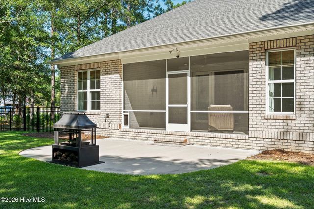 611 Grovewood Lane SE, Bolivia, NC 28422