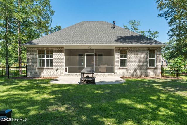 611 Grovewood Lane SE, Bolivia, NC 28422