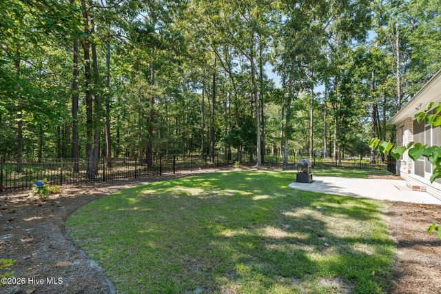 611 Grovewood Lane SE, Bolivia, NC 28422