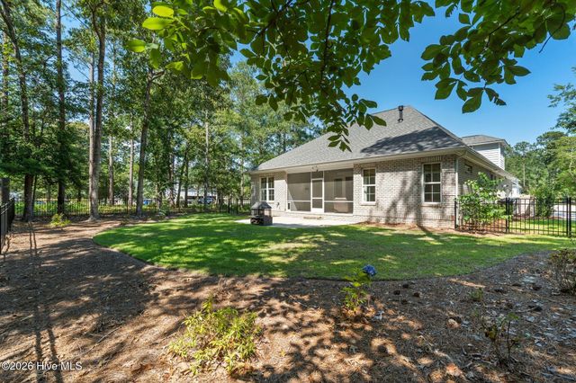 611 Grovewood Lane SE, Bolivia, NC 28422