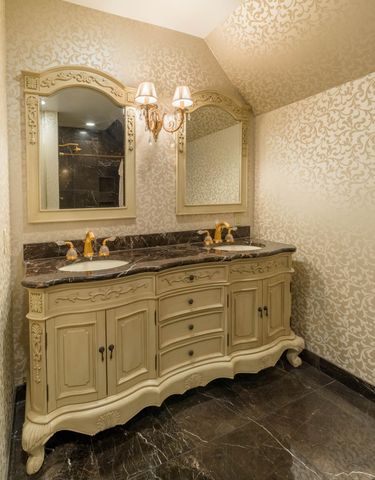 3801 Lyndale Avenue S, Minneapolis, MN 55409