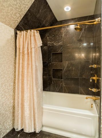 3801 Lyndale Avenue S, Minneapolis, MN 55409