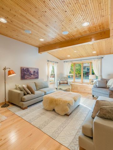 3801 Lyndale Avenue S, Minneapolis, MN 55409