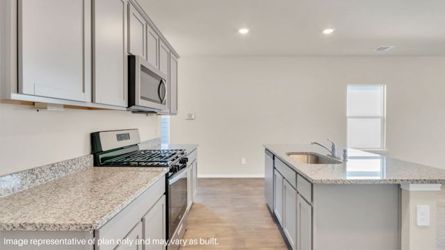 2124 Chantilly Lane, Arlington, TX 76015