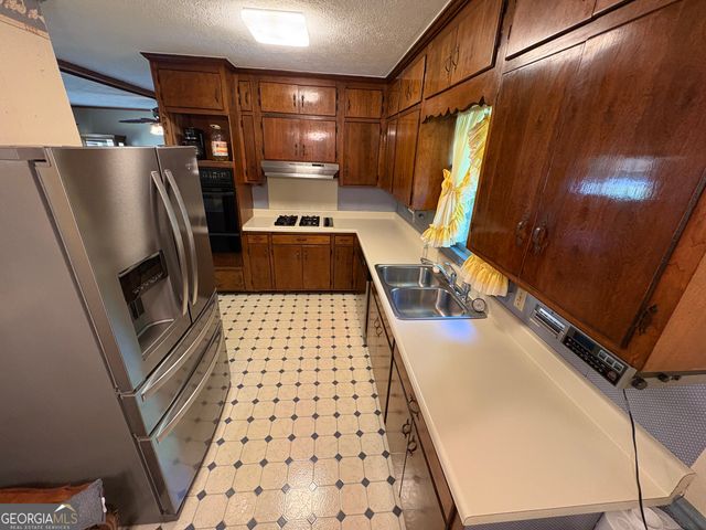 1344 Oakdale Drive, Griffin, GA 30224