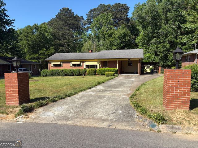 1344 Oakdale Drive, Griffin, GA 30224