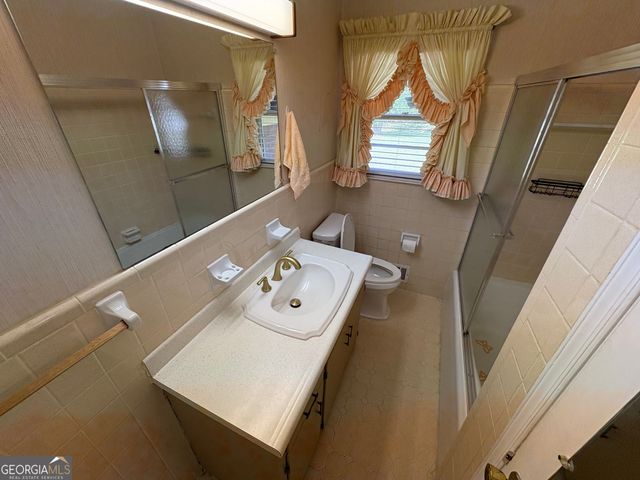 1344 Oakdale Drive, Griffin, GA 30224
