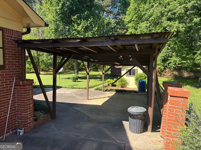1344 Oakdale Drive, Griffin, GA 30224