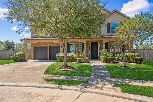 2208 Hannah Creek Court, Pearland, TX 77089