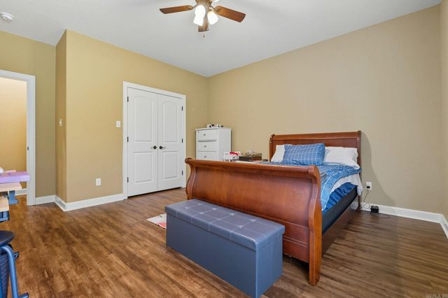 9009 Wooddale Dr, Sherwood, AR 72120