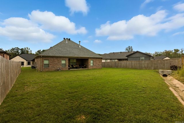 9009 Wooddale Dr, Sherwood, AR 72120