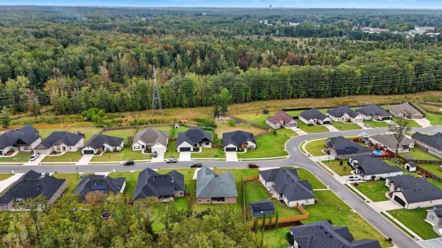 9009 Wooddale Dr, Sherwood, AR 72120