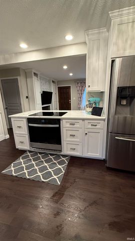 338 S Poplar Drive, Ellettsville, IN 47429