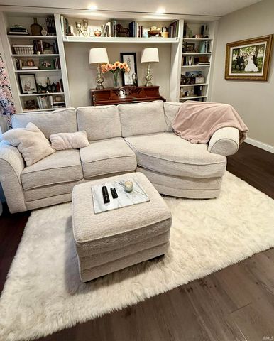 338 S Poplar Drive, Ellettsville, IN 47429