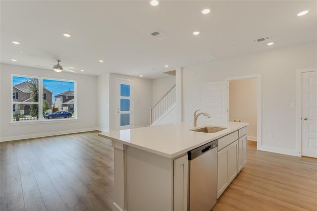 517 Emory Crossing BLVD, Hutto, TX 78634