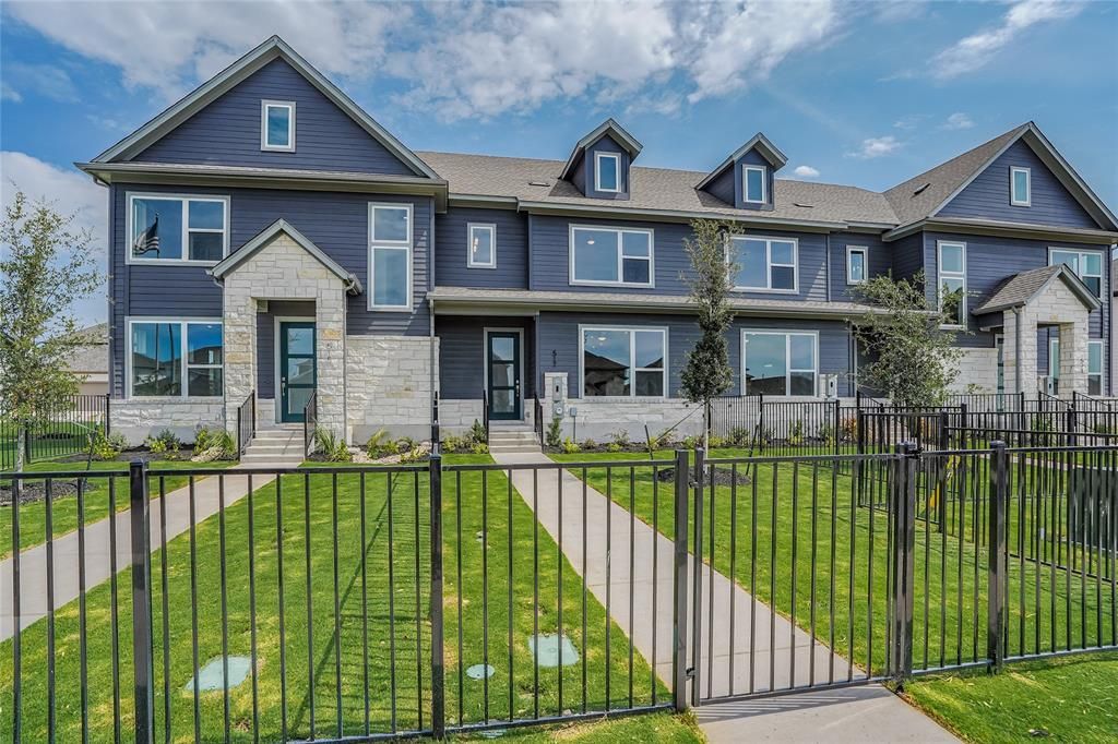 517 Emory Crossing BLVD, Hutto, TX 78634