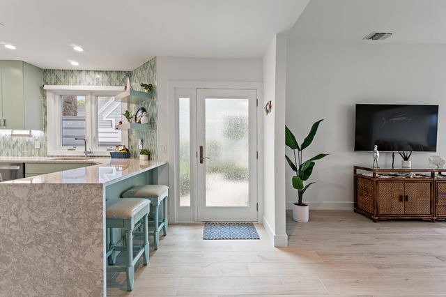 19950 Scrimshaw Way, Jupiter, FL 33469