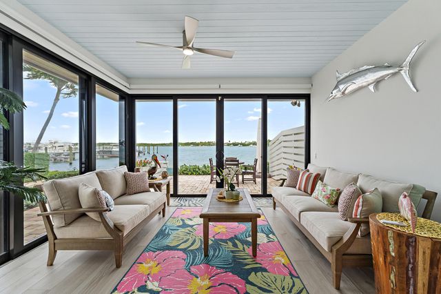 19950 Scrimshaw Way, Jupiter, FL 33469