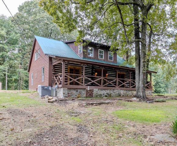 98 Gadsden Avenue, Menlo, GA 30731