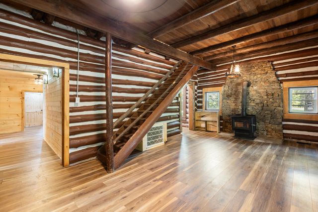 98 Gadsden Avenue, Menlo, GA 30731