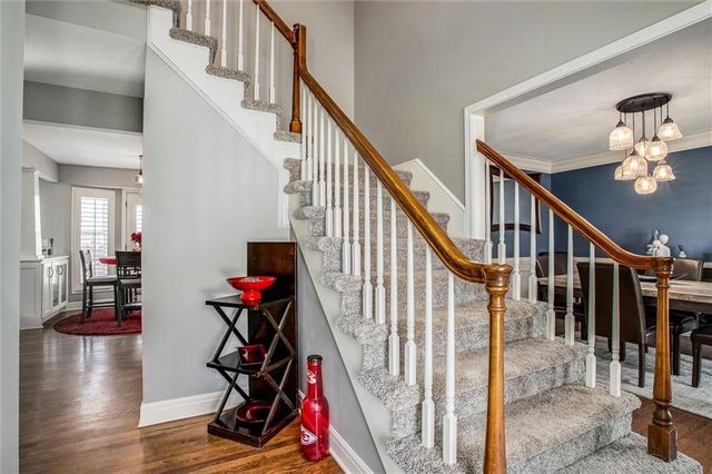 8016 N Flora Avenue, Kansas City, MO 64118