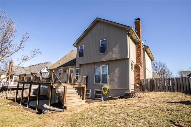 8016 N Flora Avenue, Kansas City, MO 64118