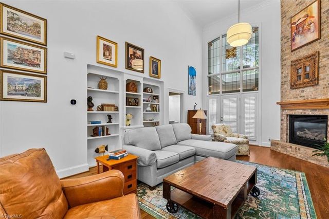 3300 Forsyth Drive, Greensboro, NC 27407