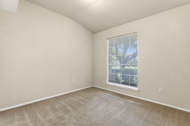 104 Adelfa DR, Round Rock, TX 78664