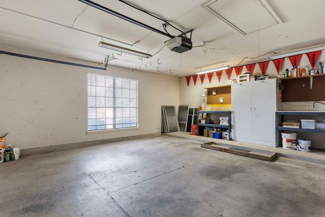 104 Adelfa DR, Round Rock, TX 78664