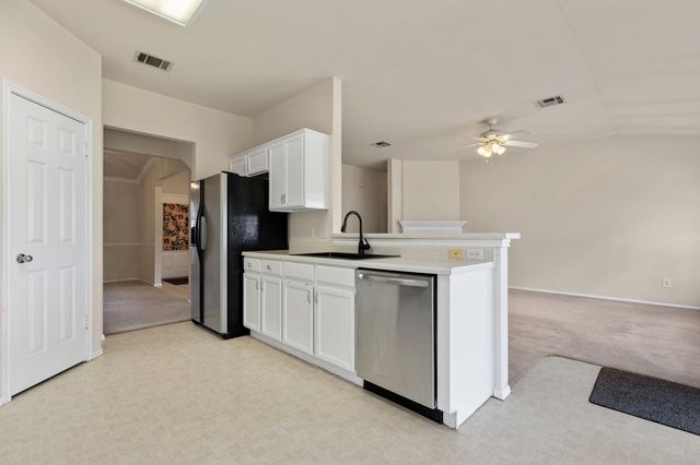 104 Adelfa DR, Round Rock, TX 78664