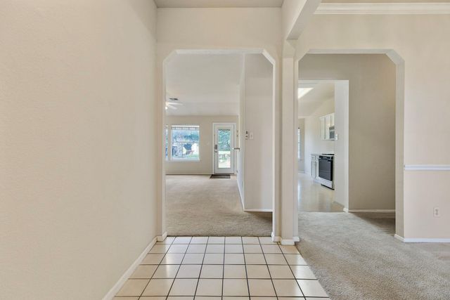 104 Adelfa DR, Round Rock, TX 78664