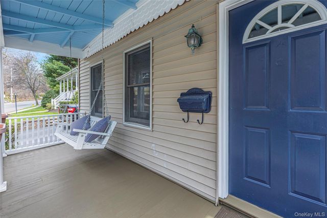 40 Ocean Avenue, Northport, NY 11768
