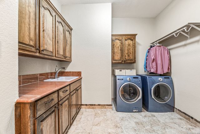 443 Lantana Mesa, Spring Branch, TX 78070