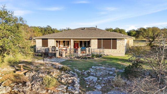 443 Lantana Mesa, Spring Branch, TX 78070