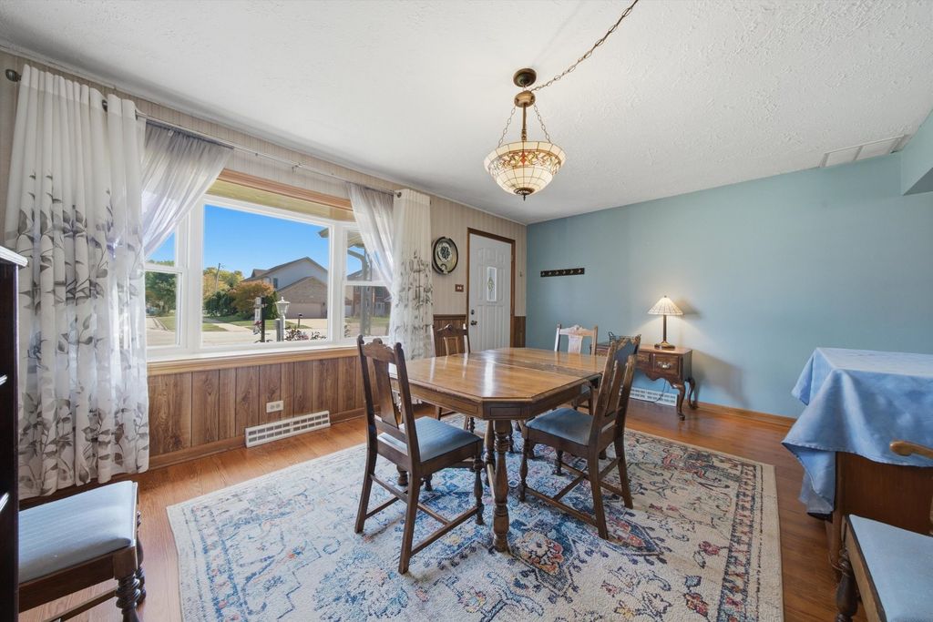 9024 Austin Avenue, Oak Lawn, IL 60453 — photo 5