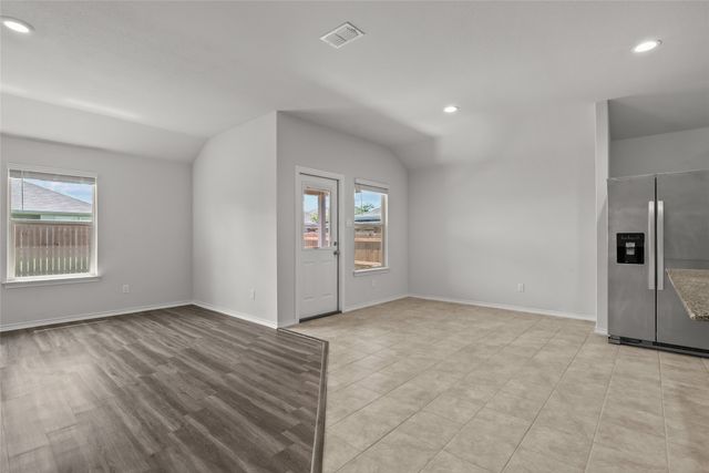549 Bronze Circle, Springtown, TX 76082
