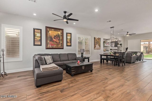 6319 E JUNIPER Avenue, Scottsdale, AZ 85254