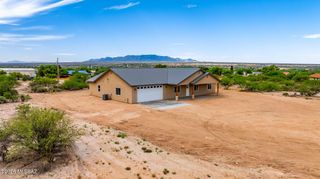 1237 E Desert Sky Lane, Benson, AZ 85602