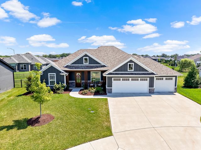 1104 SHADOW HAWK CT, Columbia, MO 65201