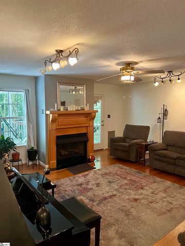 161 Timberlake Drive, Inman, SC 29349